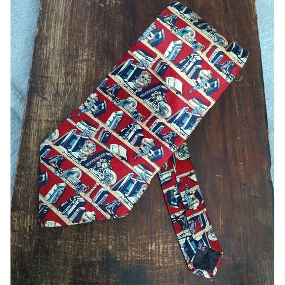 Museum Artifacts Men's 100% Silk Tie Neckties Book Shelf Library Red Cre… - Picture 3 of 11